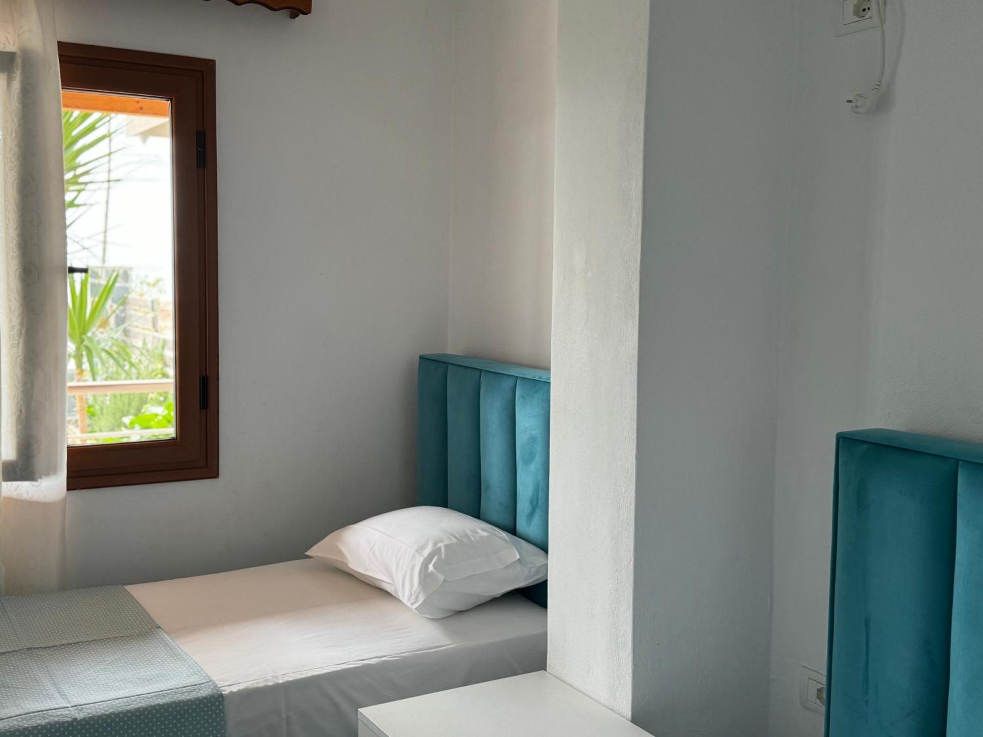 Ionian View B&B Himarë Exterior foto